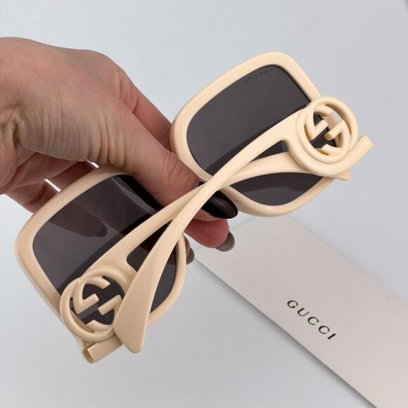 Gucci GG1326S 009 BRAND NEW Sunglasses Ivory Grey Mirror Oversized Square Women